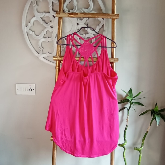 🍁🍁🍁 Fuchsia Pink Plus Top - Picture 12 of 12
